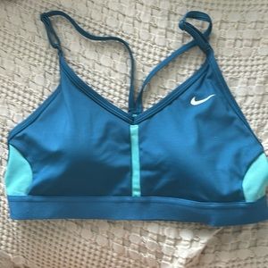 Never worn Nike light support sports bra